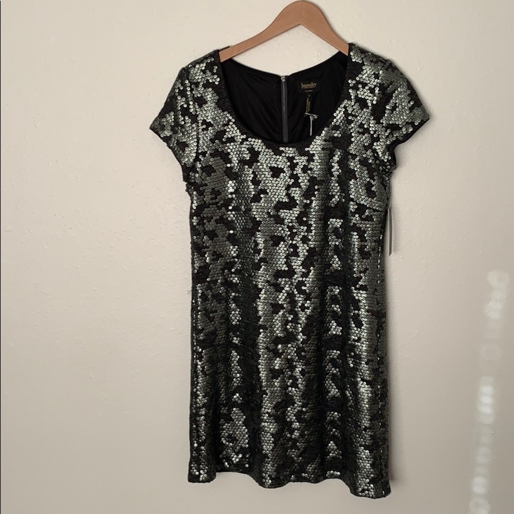 SHELLI SEGAL LAUNDRY SEQUIN DRESS